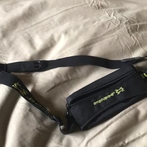 Amphipod race belt with small belt bag